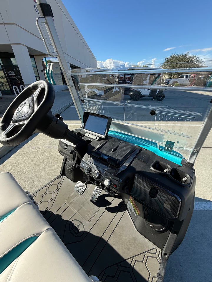 Evolution D-Max GT4 - 4 Seater